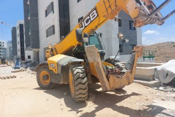 מעמיס טלסקופי דגם 540-170. 17 מטר גובה הרמה.